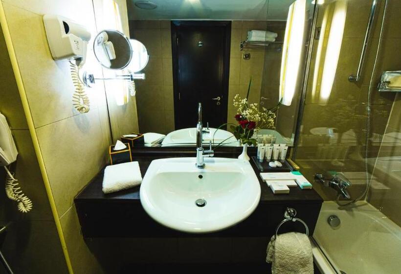 اتاق لوکس با چشمانداز استخر, Oryx Hotel Aqaba