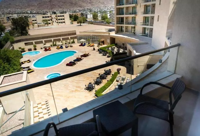 اتاق لوکس با چشم‌انداز استخر, Oryx Hotel Aqaba