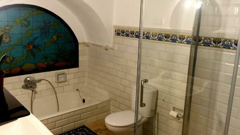 غرفة قياسية, Casa Artistica 2