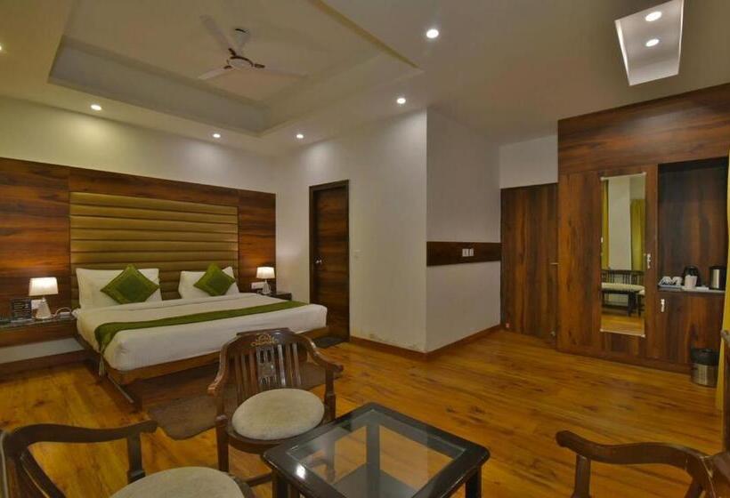 غرفة قياسية سرير كينج, Highland By Dls Hotels