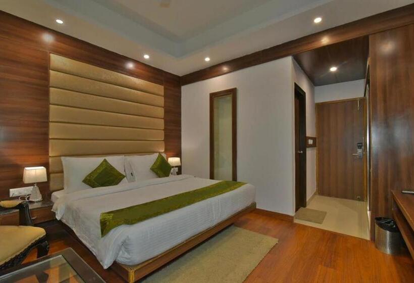 غرفة قياسية سرير كينج, Highland By Dls Hotels