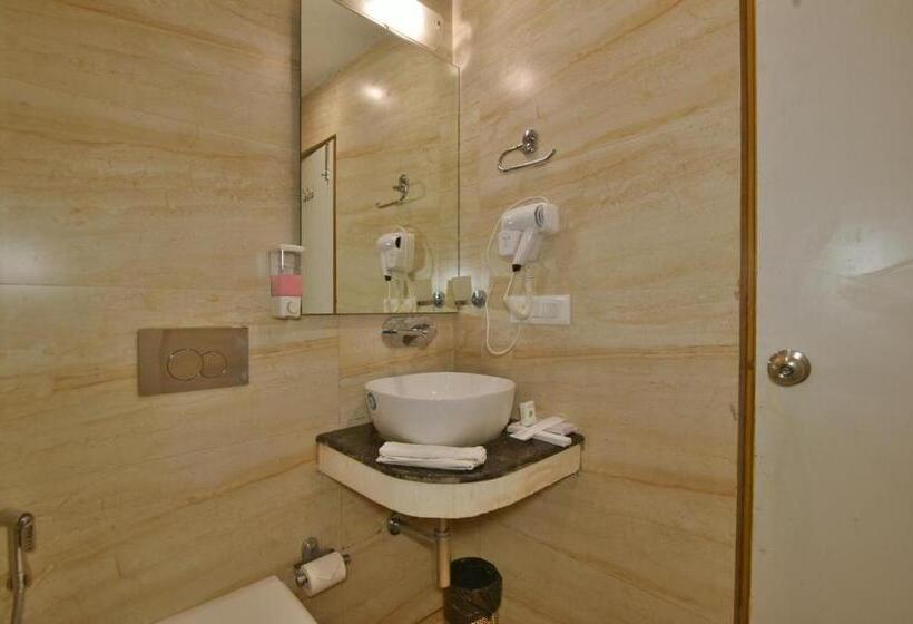 带大床的标准间, Highland By Dls Hotels