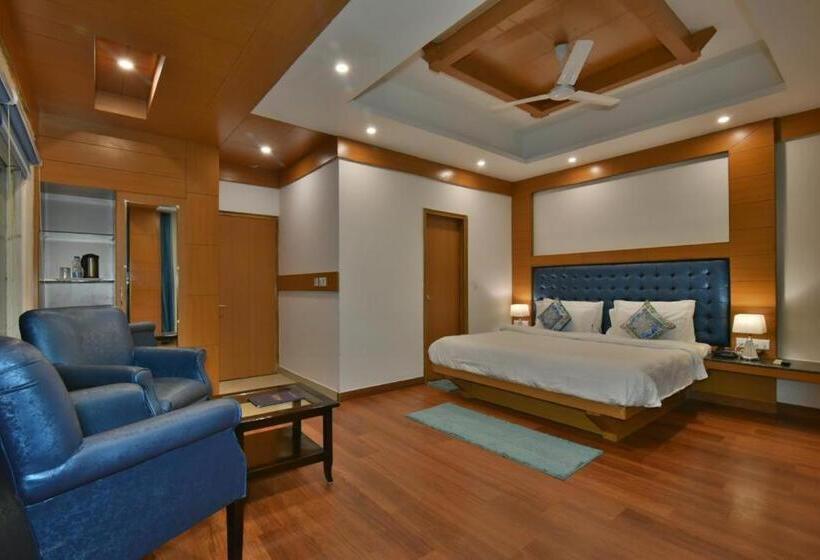 带大床的标准间, Highland By Dls Hotels