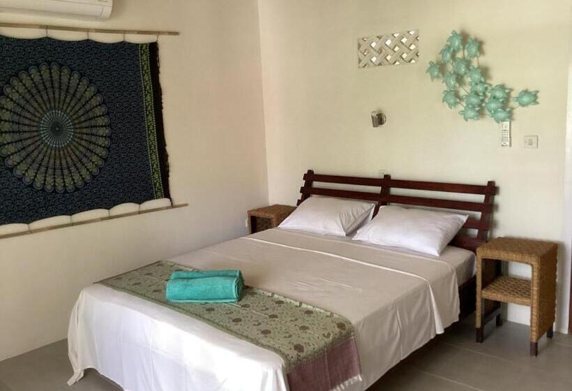 패밀리 룸, Juliantos By The Sea