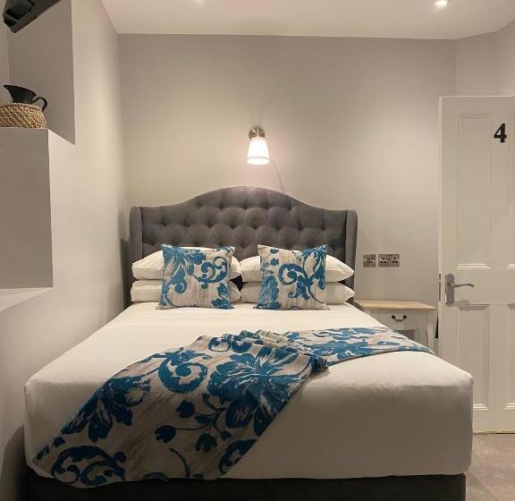 Номер Стандарт, Number 31 Boutique Townhouse