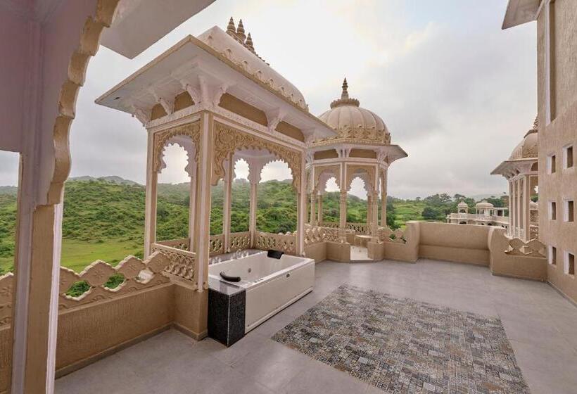 جناح مزود بتراس, Renest Kumbhalgarh