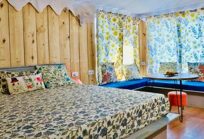 マウンテンビュースタンダードルーム, Shivohum Adventure Retreat