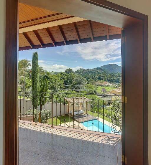 キングサイズベッドのスタンダードルーム, Villa Boréal Hostellerie Pousada Boutique