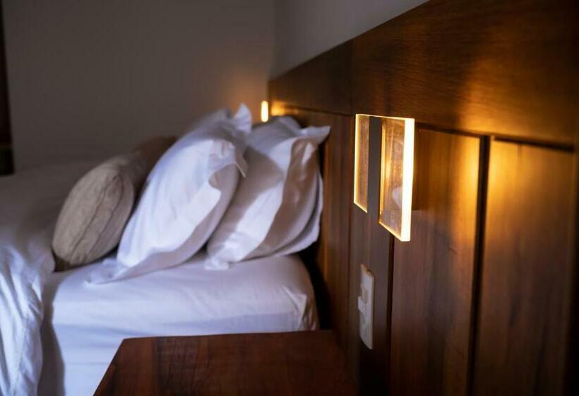 キングサイズベッドのスタンダードルーム, Villa Boréal Hostellerie Pousada Boutique