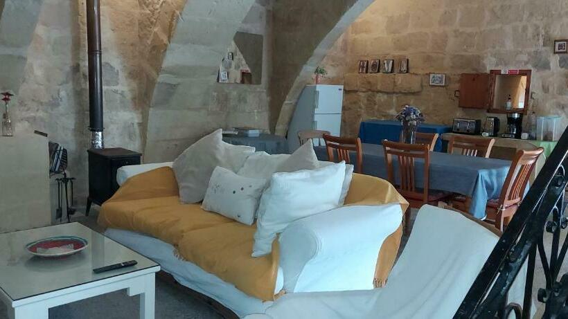 اتاق استاندارد با چشمانداز استخر, Haven Farmhouse B&b