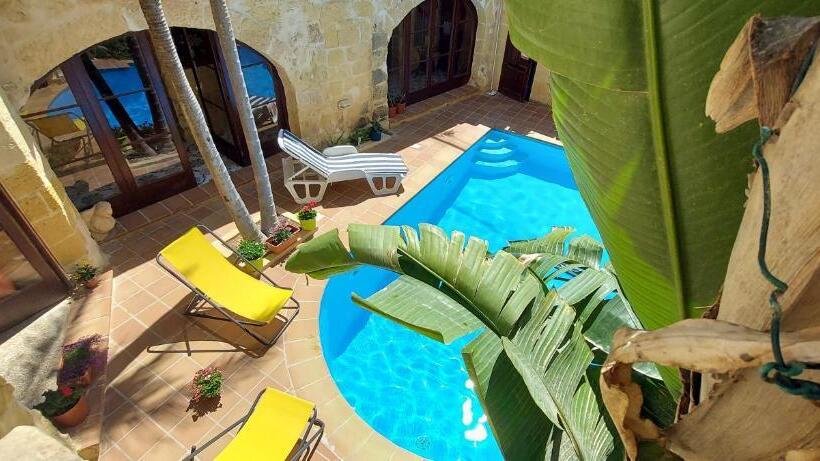 اتاق لوکس, Haven Farmhouse B&b