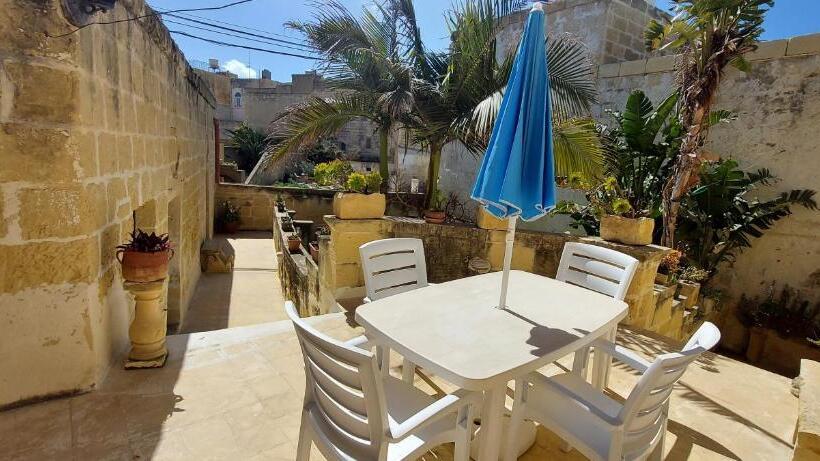 اتاق لوکس, Haven Farmhouse B&b