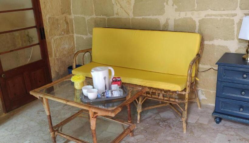 اتاق لوکس, Haven Farmhouse B&b