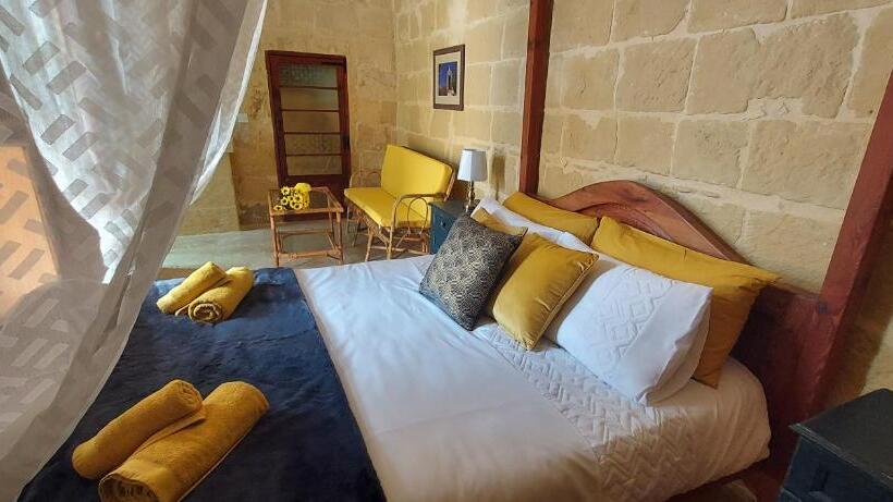 اتاق لوکس, Haven Farmhouse B&b