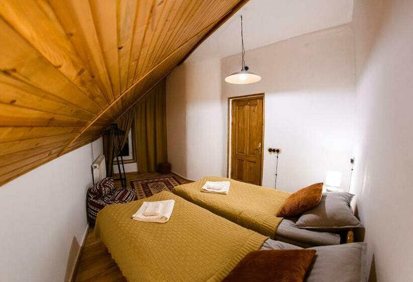 اتاق استاندارد, Ozon Gudauri