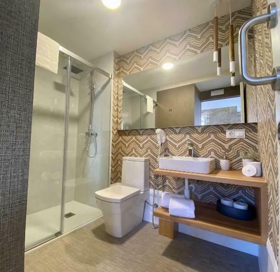 سوییت لوکس, The Tailor S Garden