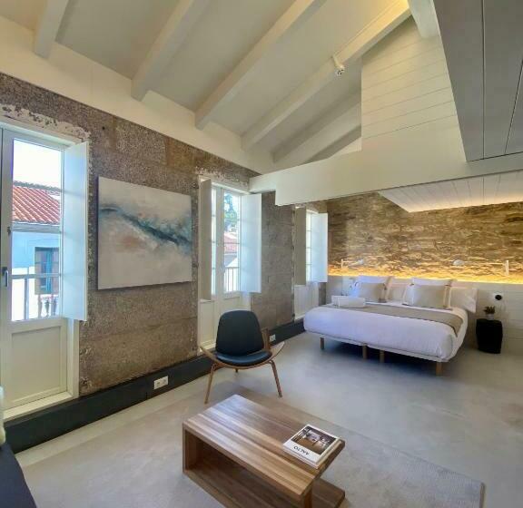 سوییت لوکس, The Tailor S Garden