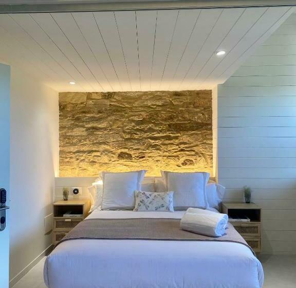 سوییت لوکس, The Tailor S Garden