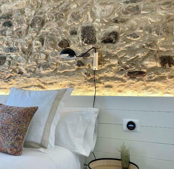 سوییت لوکس, The Tailor S Garden