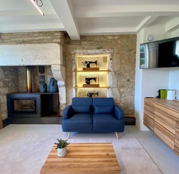 سوییت لوکس, The Tailor S Garden