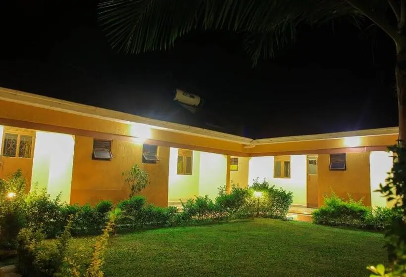 اتاق استاندارد یک تخته با بالکن, Palm Star Motel