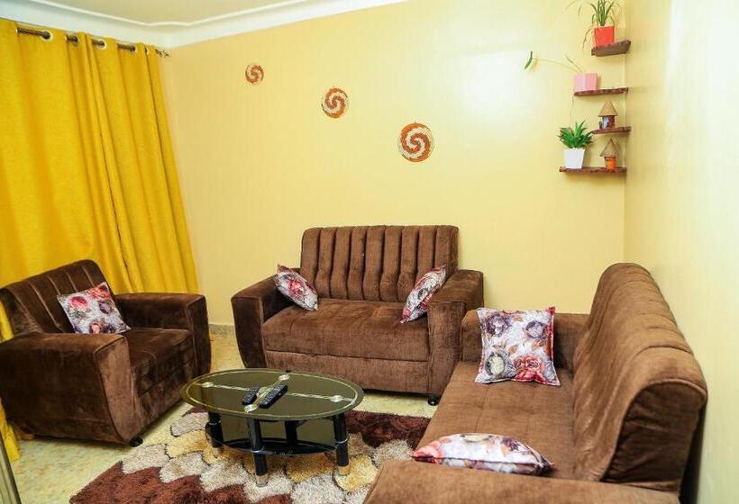 سوئیت 2 خوابه, Palm Star Motel