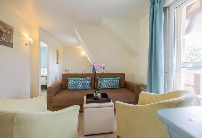 Апартаменты 1 Спальня Нижний Этаж, Club Wyndham Normandy