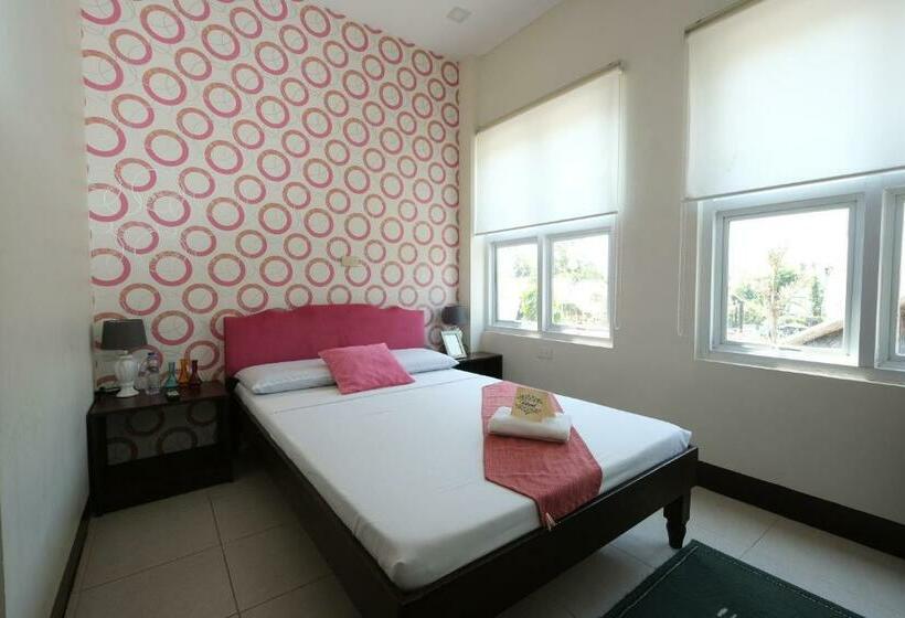 اتاق سوپریور یک تخته, Balai Carmela