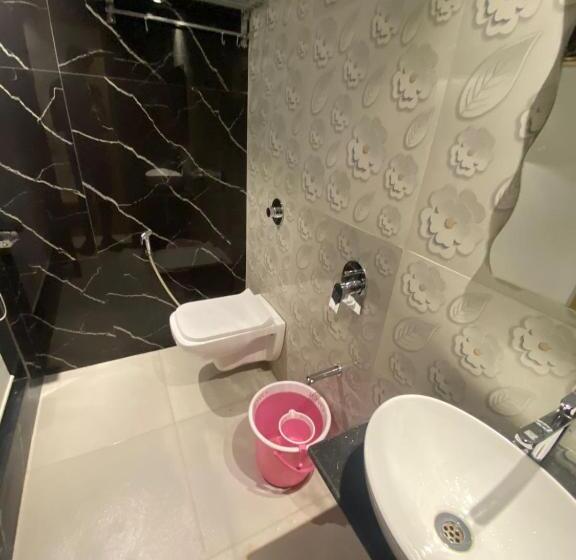 Superior Room, Pearl S Bkc Inn Near Trade Centre, Visa Consulate