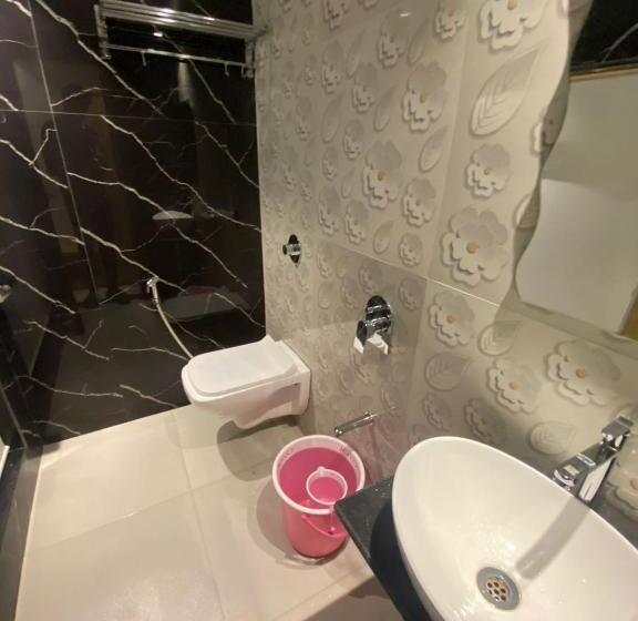 Superior Room, Pearl S Bkc Inn Near Trade Centre, Visa Consulate