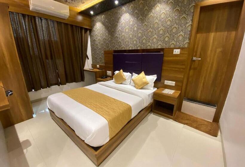 Superior Room, Pearl S Bkc Inn Near Trade Centre, Visa Consulate