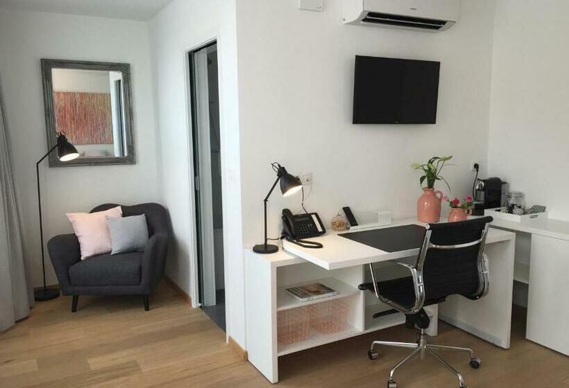 اتاق استاندارد, Antwerp Town House Accommodations