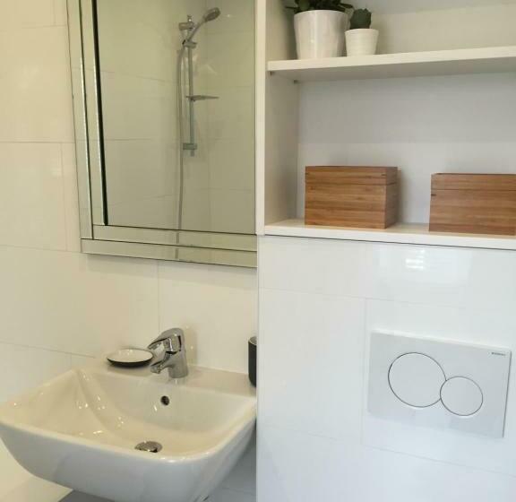اتاق استاندارد, Antwerp Town House Accommodations