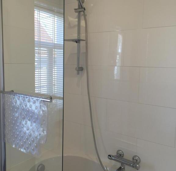 اتاق استاندارد, Antwerp Town House Accommodations