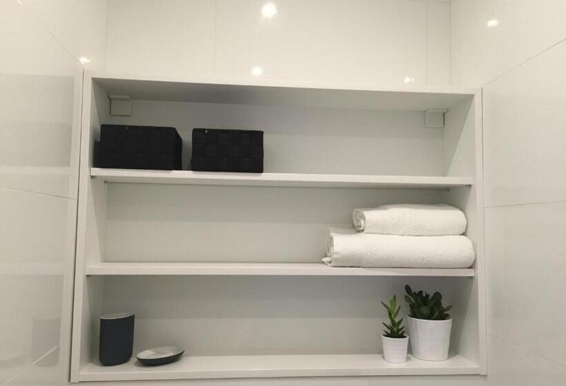 اتاق استاندارد یک نفره, Antwerp Town House Accommodations