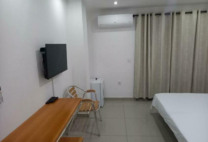 اتاق استاندارد با سرویس بهداشتی مشترک, Pull Up