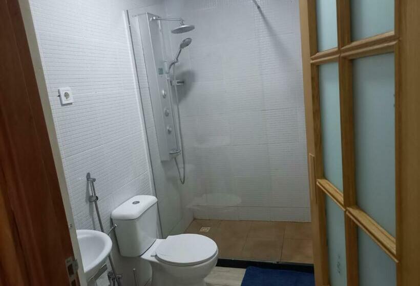 اتاق اکونومی, Pull Up