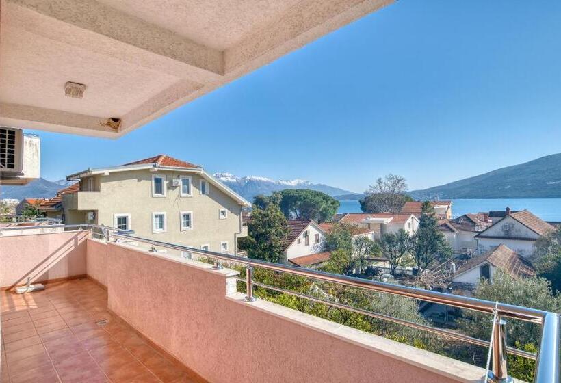 1 Bedroom Deluxe Apartment Sea View, Garni Hotel Milica