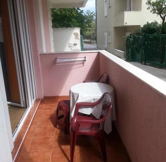 آپارتمان لوکس 1 خوابه, Garni Hotel Milica