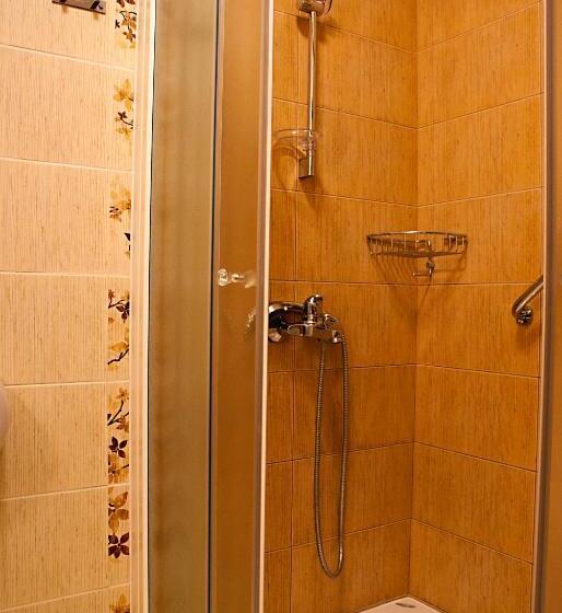 آپارتمان ممتاز سه‌خوابه رو به دریا, Garni Hotel Milica