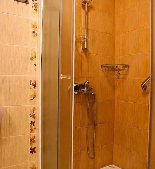 آپارتمان ممتاز سه‌خوابه رو به دریا, Garni Hotel Milica