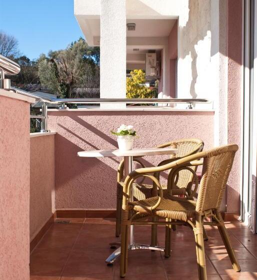 آپارتمان ممتاز سه‌خوابه رو به دریا, Garni Hotel Milica