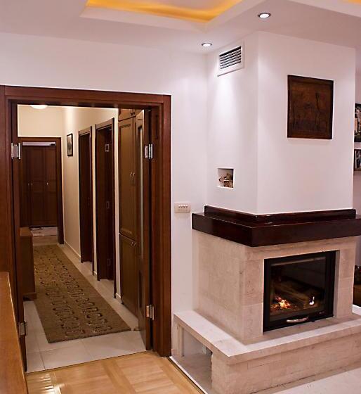 آپارتمان ممتاز سه‌خوابه رو به دریا, Garni Hotel Milica