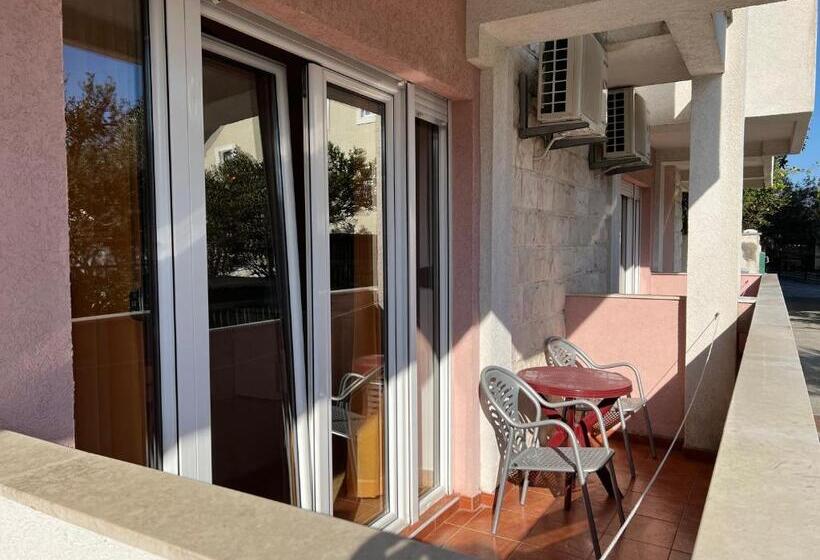 آپارتمان لوکس 1 خوابه, Garni Hotel Milica