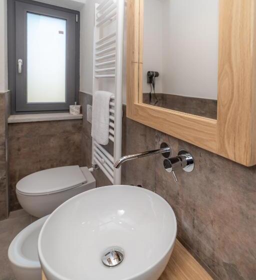 주니어 스위트, Avalanche Alpine Boutique