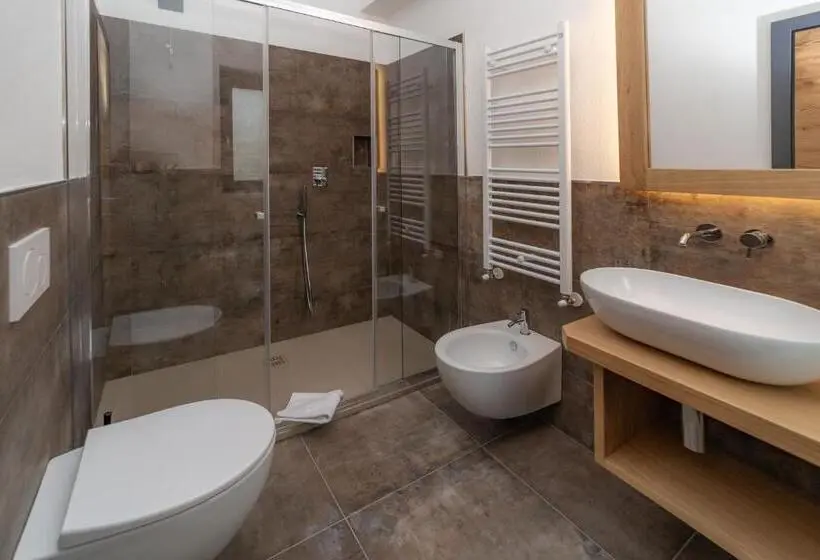 スタンダードトリプルルーム, Avalanche   Alpine Boutique
