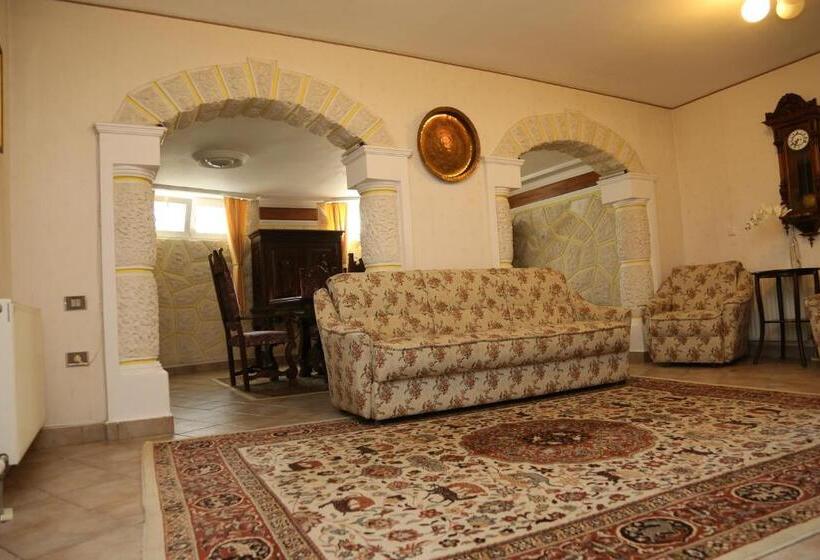 Люкс Superior 2 Спальни, Pensiunea Empire