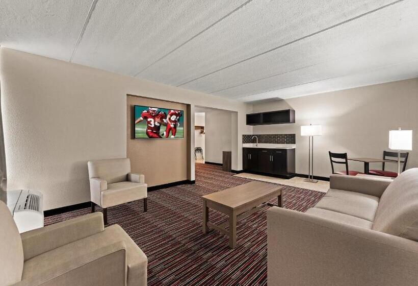 Люкс Кровать Кинг, Red Roof Inn Reading