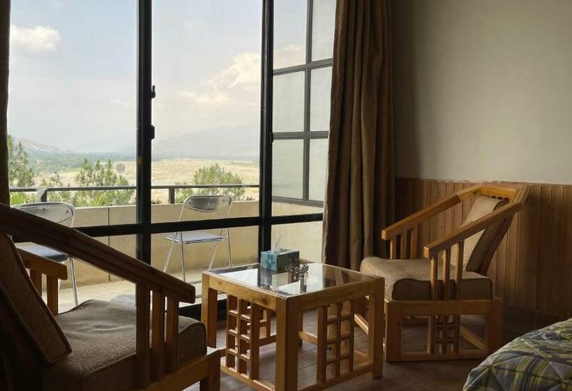اتاق لوکس یک تخته, Rock City Resort