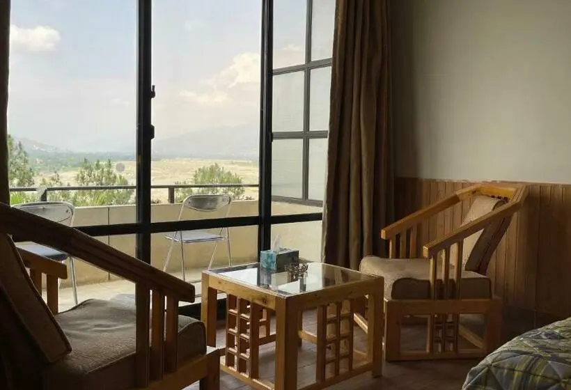 اتاق لوکس یک تخته, Rock City Resort